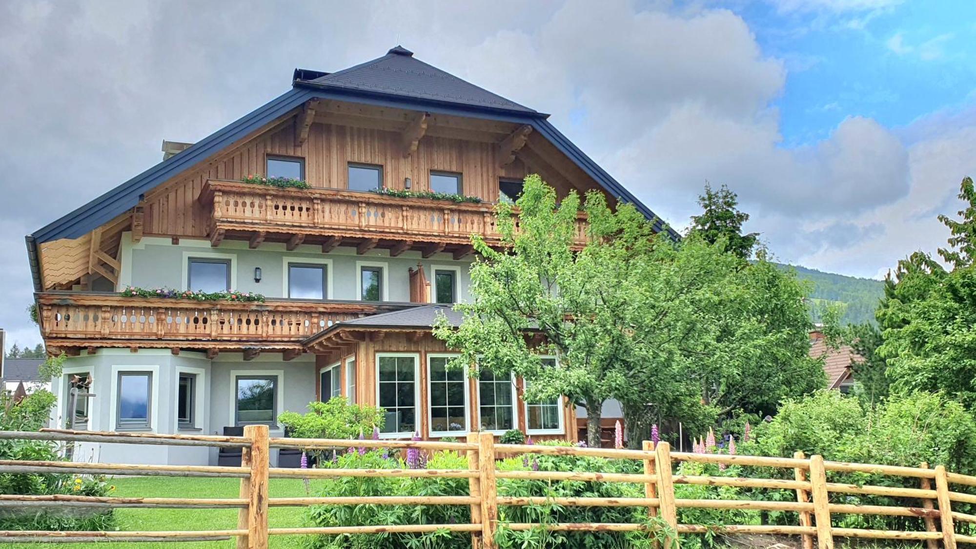 Ferienwohnungen Haus-Holzer Маутерндорф Екстериор снимка