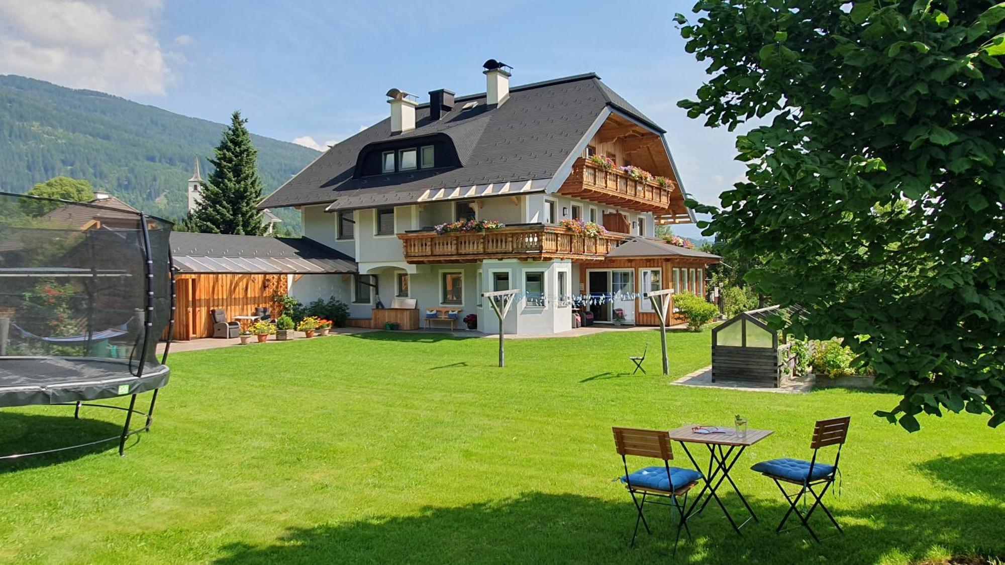 Ferienwohnungen Haus-Holzer Маутерндорф Екстериор снимка